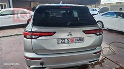 ميتسوبيشي اوتلاندر